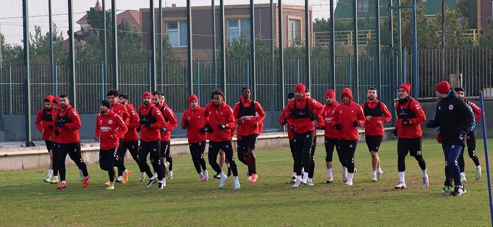 Məşqlər bərpa olundu Məşqlər bərpa olundu