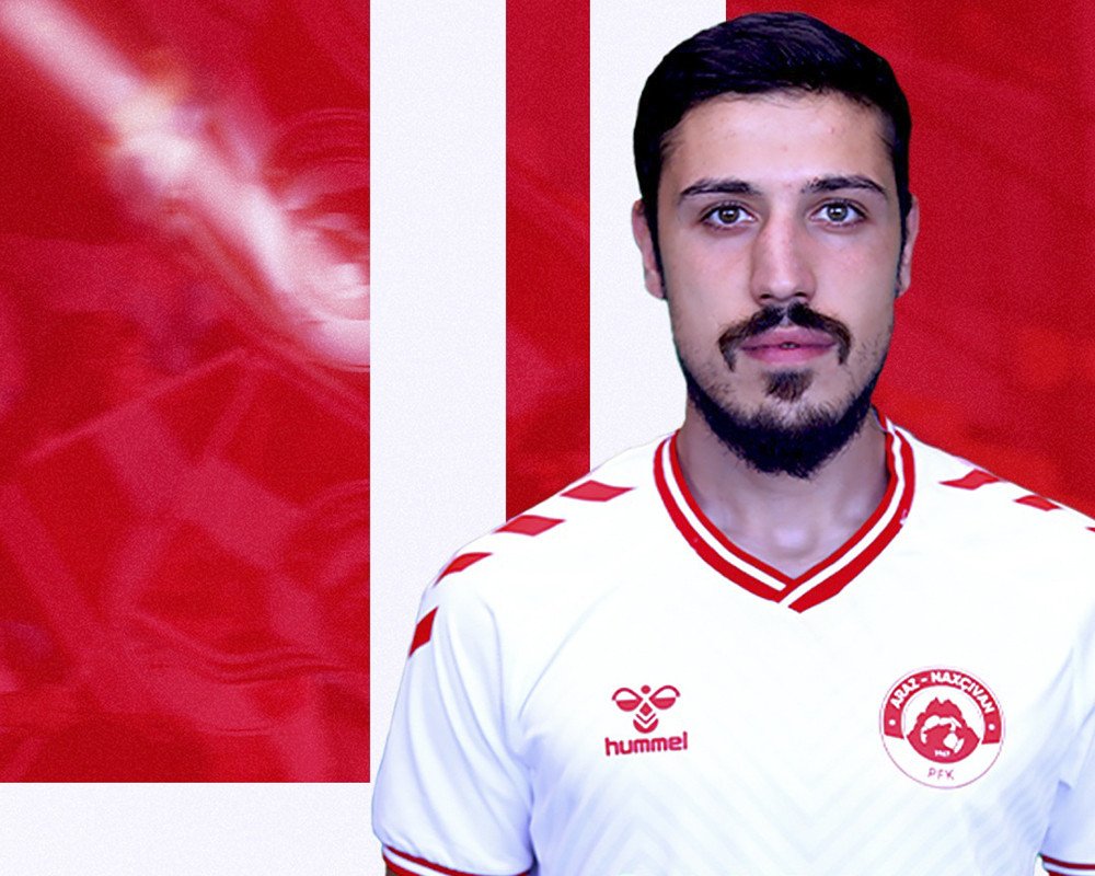 Ömər Buludovla da müqavilə uzadıldı